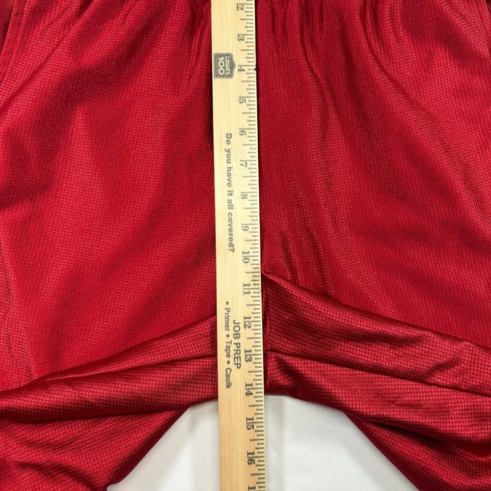 Nike Basketball Shorts Mens Medium Red Mesh Athletic Gym Training Swoosh Logo